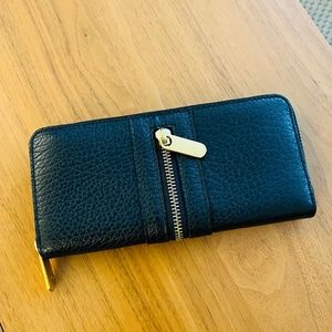 Marc Jacobs Black Leather Wallet / Clutch